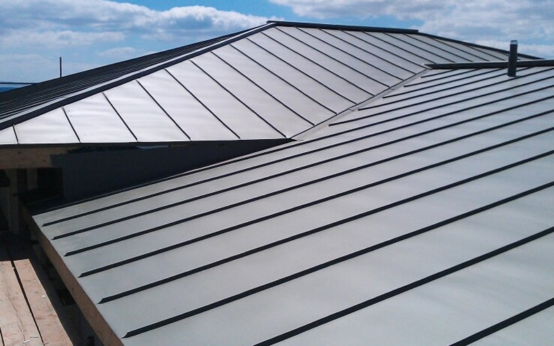 Clay & Concrete Tile Roof. Asphalt Shingles. Metal Roof Roof Repair in Avalon Los Angeles
