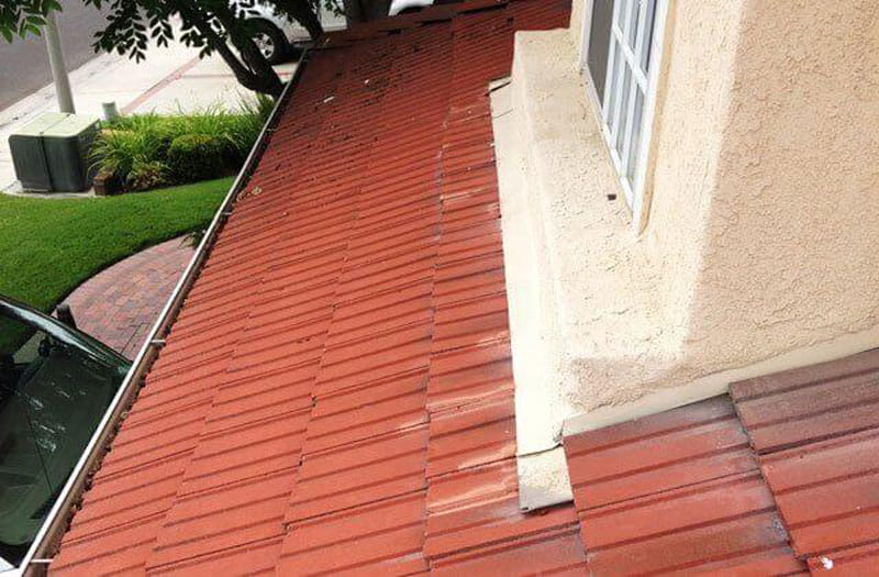 Clay & Concrete Tile Roof. Asphalt Shingles. Metal Roof Roof Repair in Commerce Los Angeles